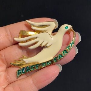 Dove Pin - Cream and Gold says Peace on Earth.